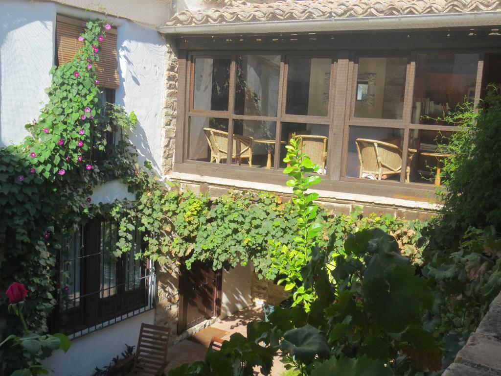 Apartamentos Turisticos El Losal Úbeda Exteriör bild