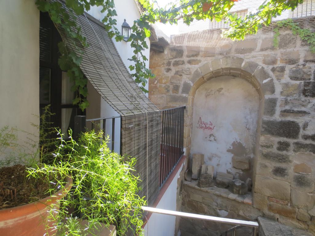 Apartamentos Turisticos El Losal Úbeda Exteriör bild